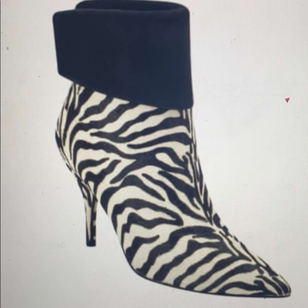 Marc Fisher Zebra Bootie NIB - 7.5